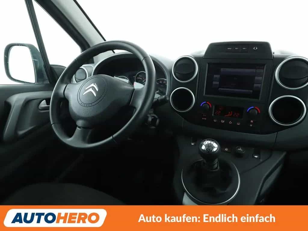 Citroën Berlingo 1.6 Blue-HDi Shine *PDC*TEMPO*KLIMA* 11/2017-photo-12