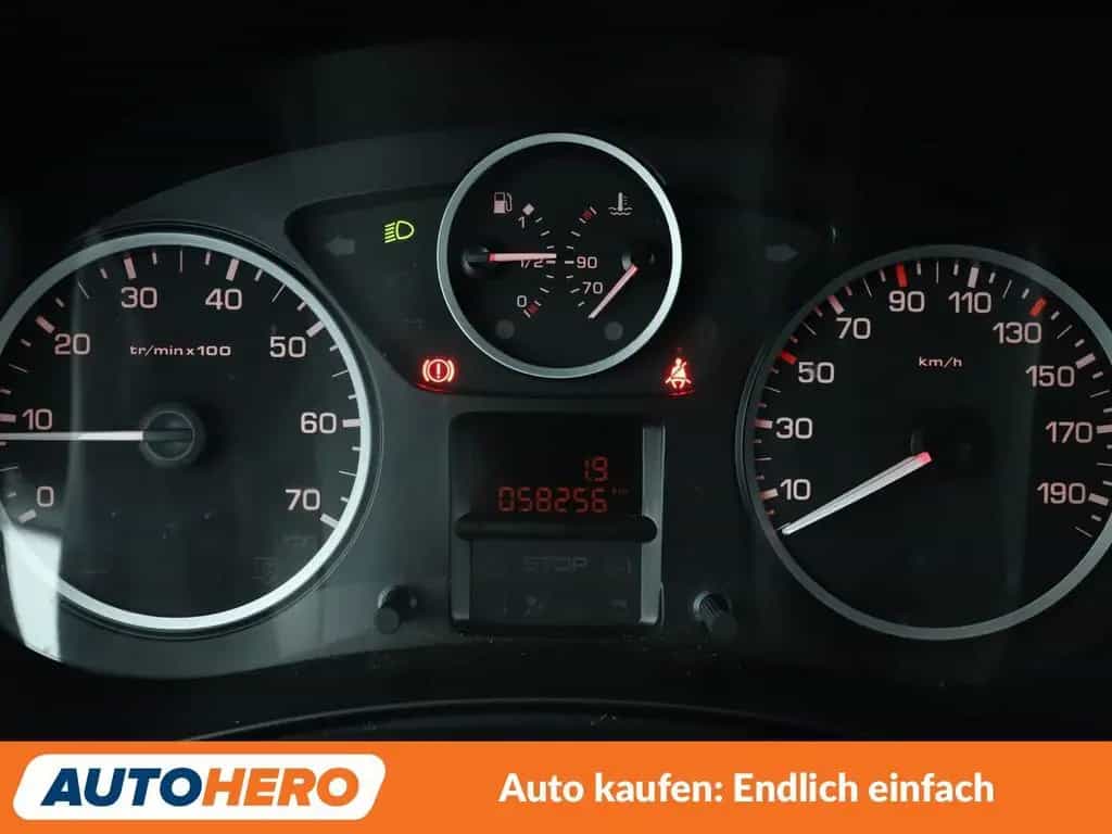 Citroën Berlingo 1.6 Blue-HDi Shine *PDC*TEMPO*KLIMA* 11/2017-photo-19