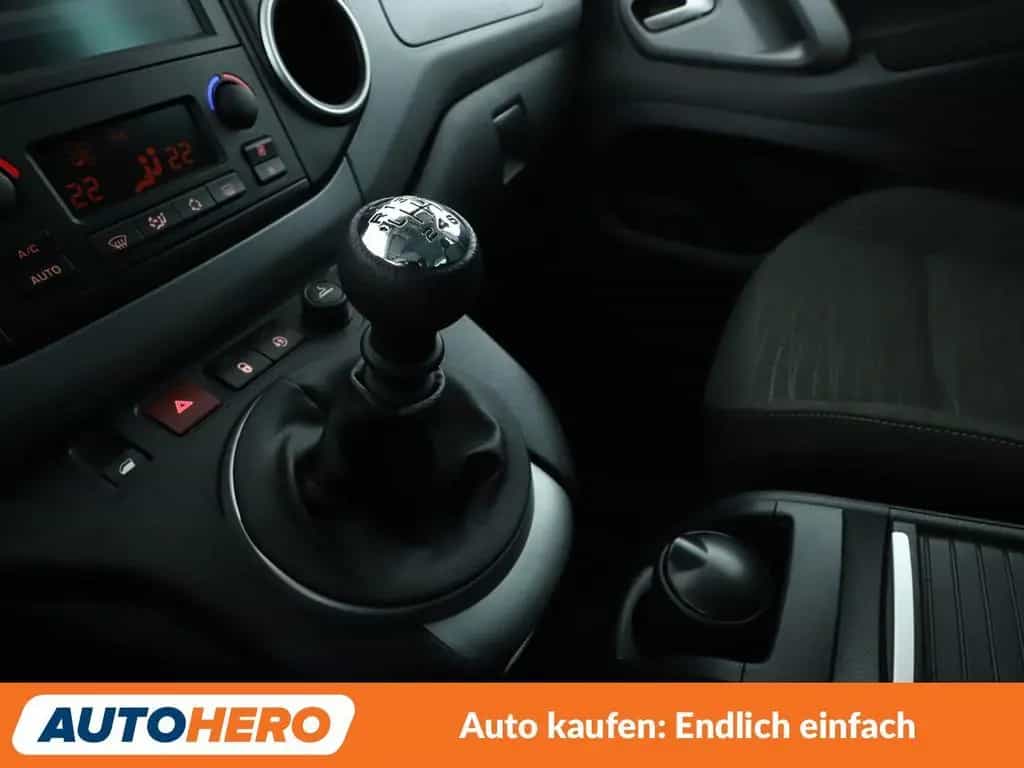 Citroën Berlingo 1.6 Blue-HDi Shine *PDC*TEMPO*KLIMA* 11/2017-photo-22