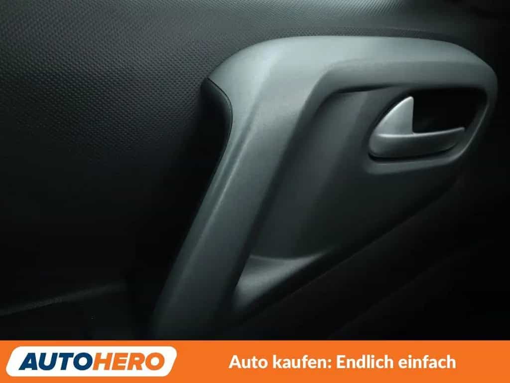 Citroën Berlingo 1.6 Blue-HDi Shine *PDC*TEMPO*KLIMA* 11/2017-photo-23
