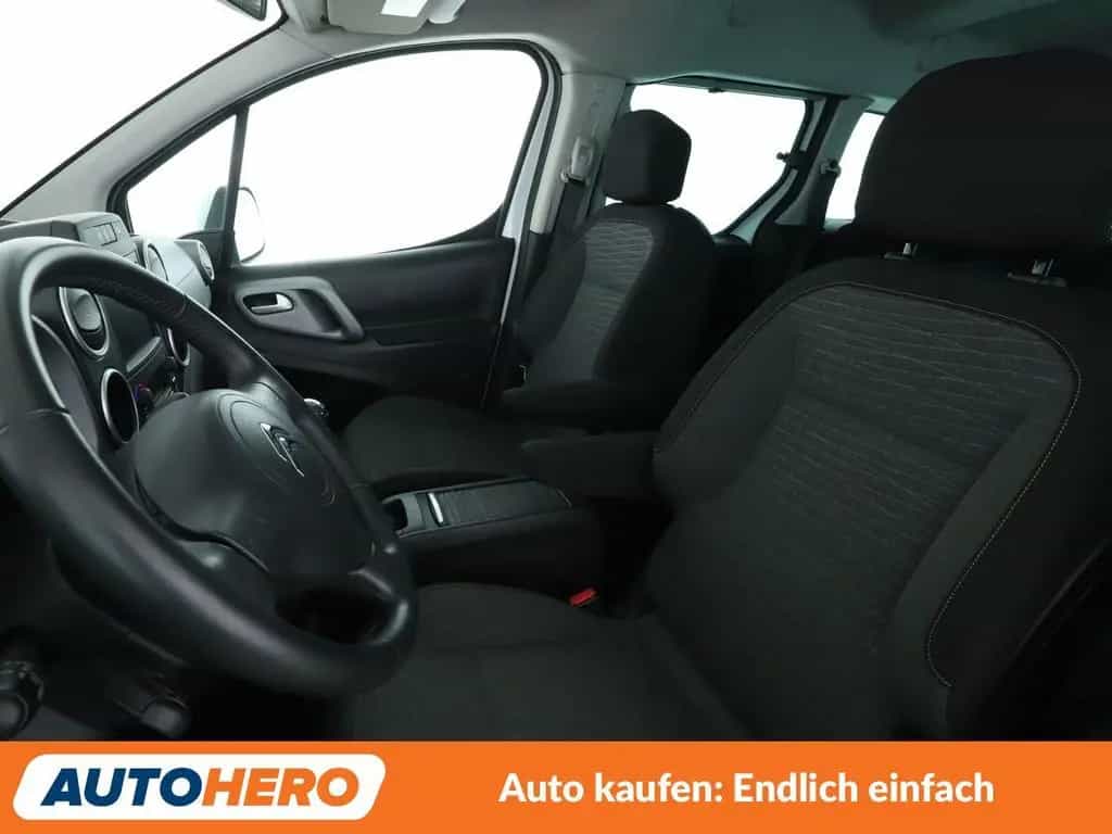Citroën Berlingo 1.6 Blue-HDi Shine *PDC*TEMPO*KLIMA* 11/2017-photo-9