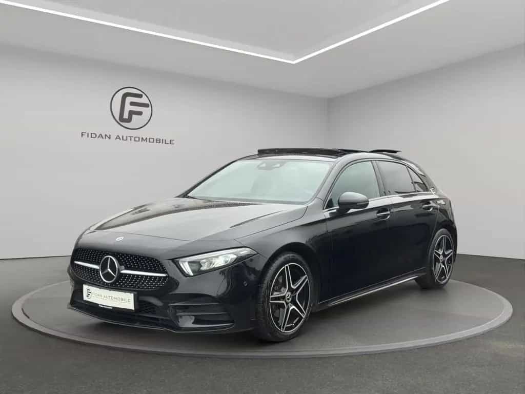 Mercedes-Benz A-Class 200 AMG-Line Pano*Night*360*Ambi*App*Distronic 10/2022-photo-0