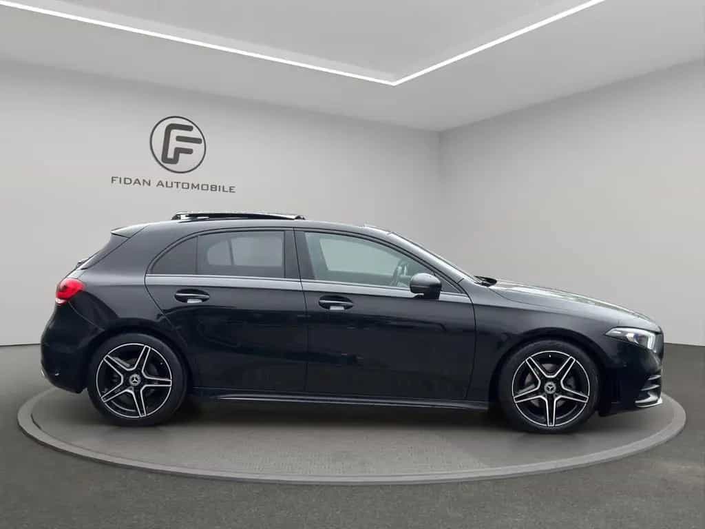 Mercedes-Benz A-Class 200 AMG-Line Pano*Night*360*Ambi*App*Distronic 10/2022-photo-5