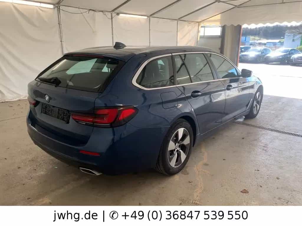 BMW 5 Series 520d T xDrive LEDER/COCKP-PRO/ACC/PANO/H&K 04/2021-photo-2