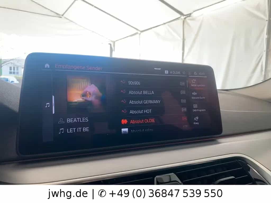 BMW 5 Series 520d T xDrive LEDER/COCKP-PRO/ACC/PANO/H&K 04/2021-photo-9