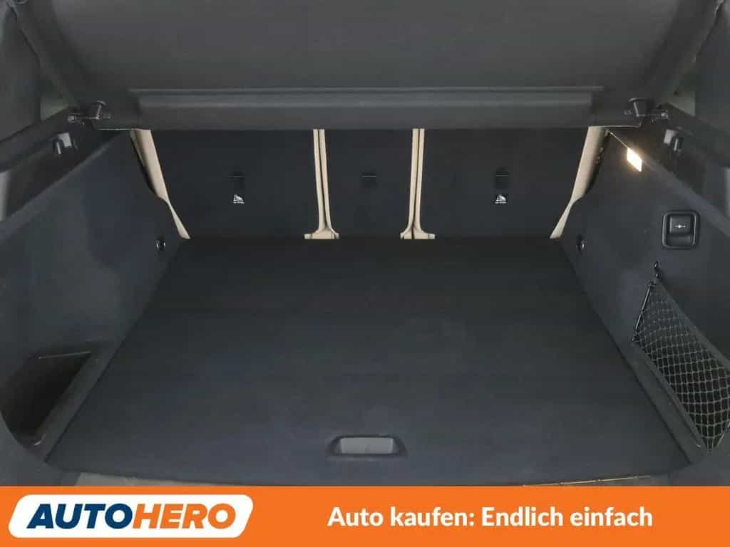 BMW X1 xDrive 25d xLine Aut.*NAVI*CAM*ACC* 04/2017-photo-17