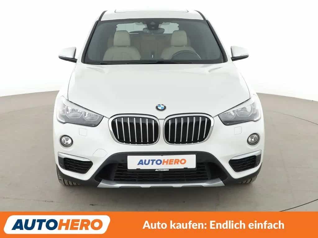 BMW X1 xDrive 25d xLine Aut.*NAVI*CAM*ACC* 04/2017-photo-8