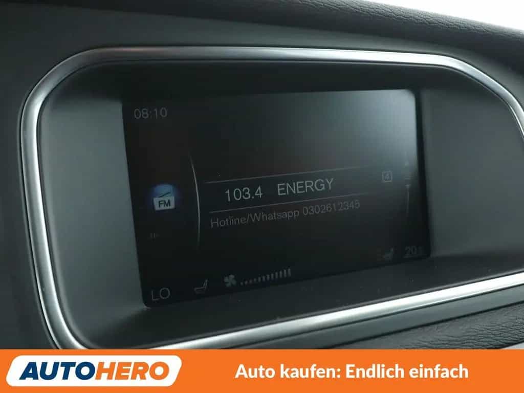 Volvo V40 2.0 D4 Ocean Race *NAVI*TEMPO*PDC*SHZ* 06/2015-photo-20