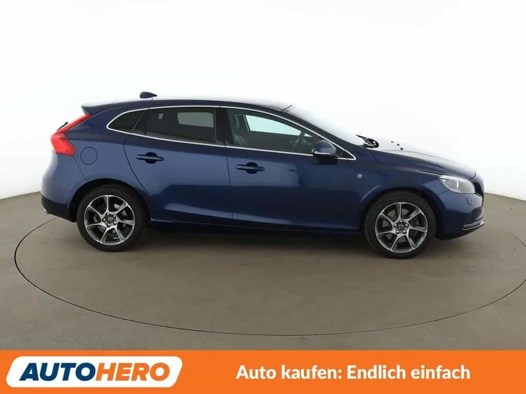 Volvo V40 2.0 D4 Ocean Race *NAVI*TEMPO*PDC*SHZ* 06/2015-photo-6