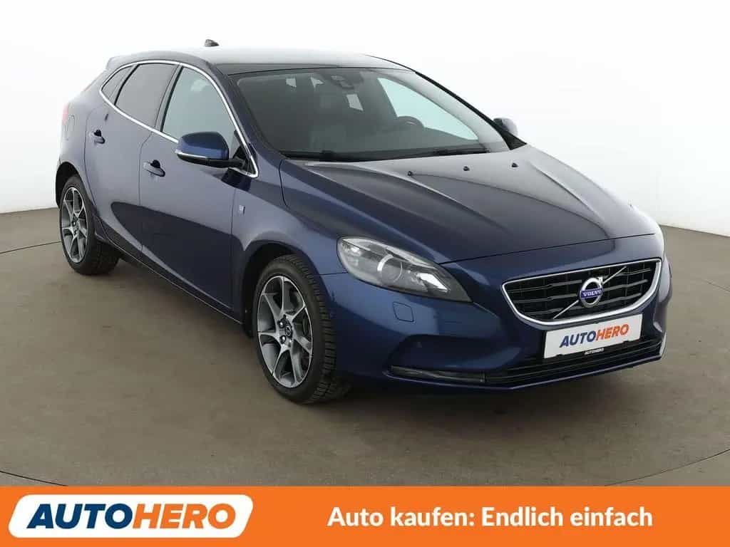 Volvo V40 2.0 D4 Ocean Race *NAVI*TEMPO*PDC*SHZ* 06/2015-photo-7