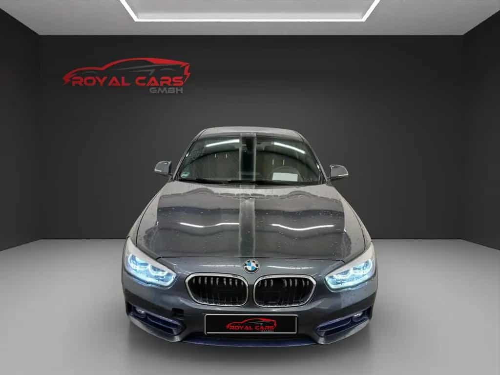BMW 1 Series 118 i Sport Line NAVI*LED*SHZ*PDC*AUTOMATIK*8xBe 09/2016-photo-1