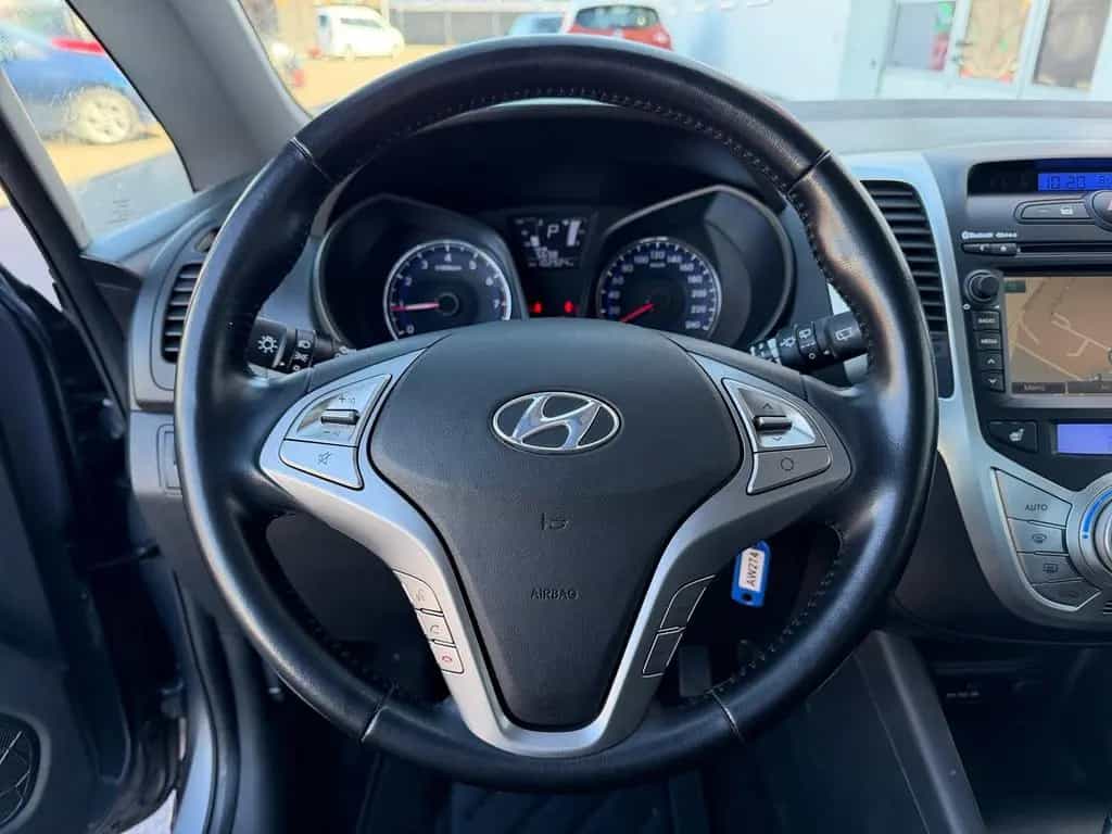 Hyundai ix20 1.6 blue Automatik  Style 05/2015-photo-17