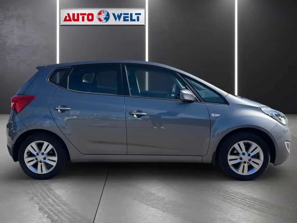 Hyundai ix20 1.6 blue Automatik  Style 05/2015-photo-2