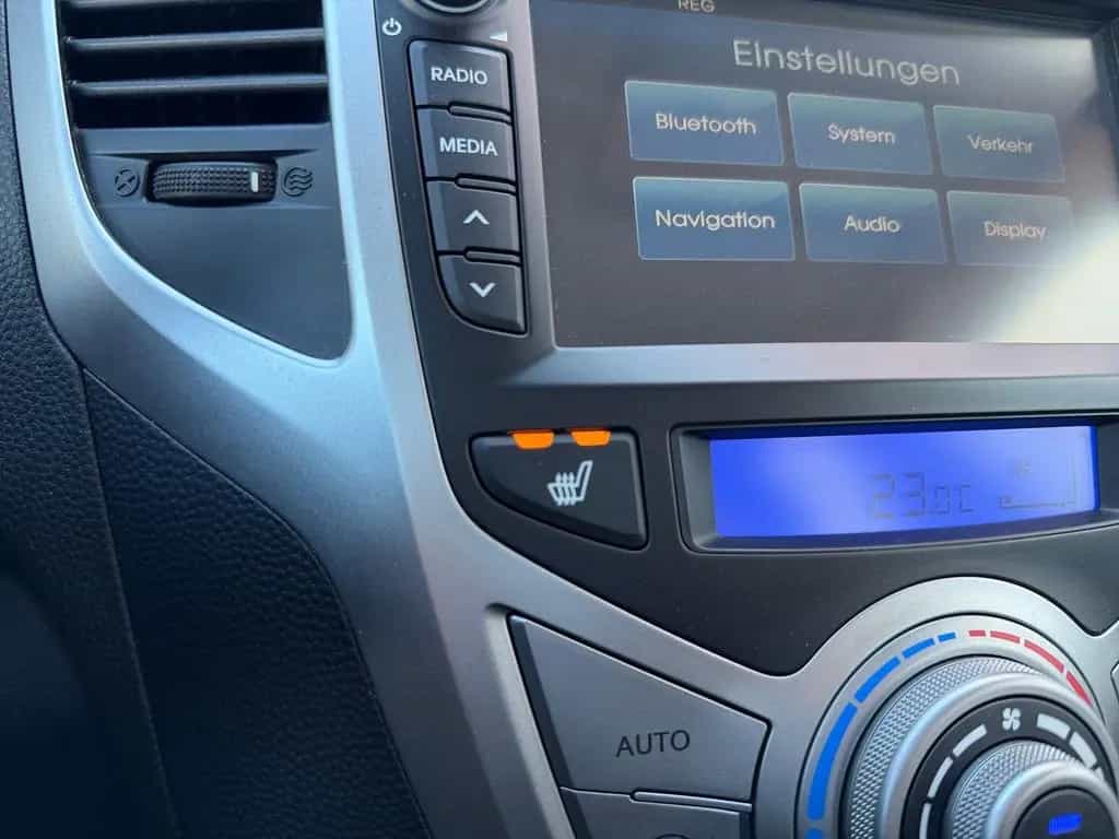 Hyundai ix20 1.6 blue Automatik  Style 05/2015-photo-24