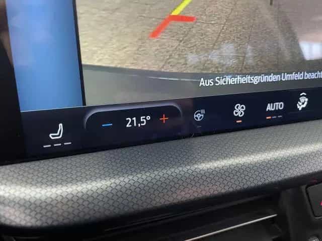 Ford Focus Turnier Active X HEAD-UP+LED+KAMERA+SPURH. 08/2022-photo-25