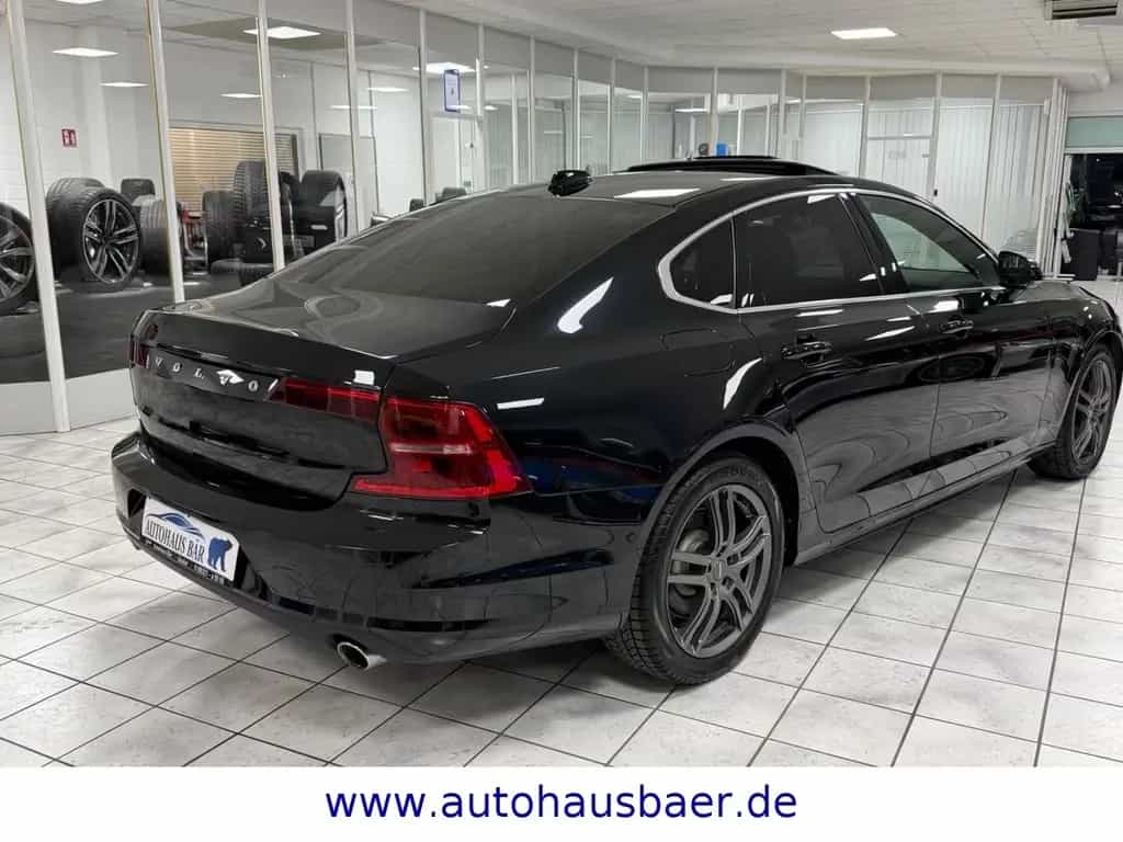 Volvo S90 Lim. Momentum*MEMORY*XENIUM*LED*VIRTUAL* 11/2018-photo-4