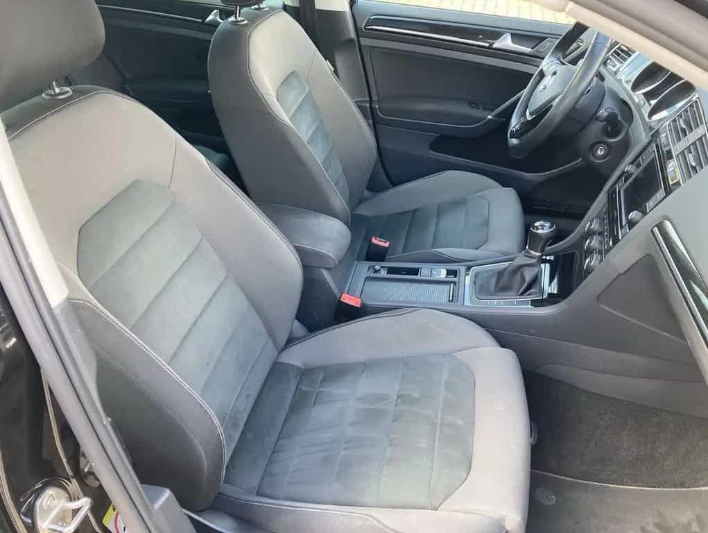 Volkswagen Golf 1.5 TSI Highline Pano Black AHK LED 07/2018-photo-15