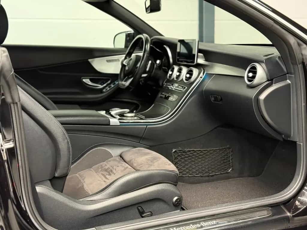 Mercedes-Benz C-Class 180 AMG Line MB SCHECK*AIRSCARF*SZH*NAVI*PDC 03/2018-photo-26