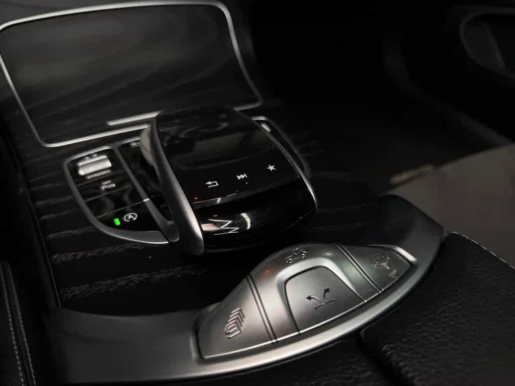 Mercedes-Benz C-Class 180 AMG Line MB SCHECK*AIRSCARF*SZH*NAVI*PDC 03/2018-photo-38