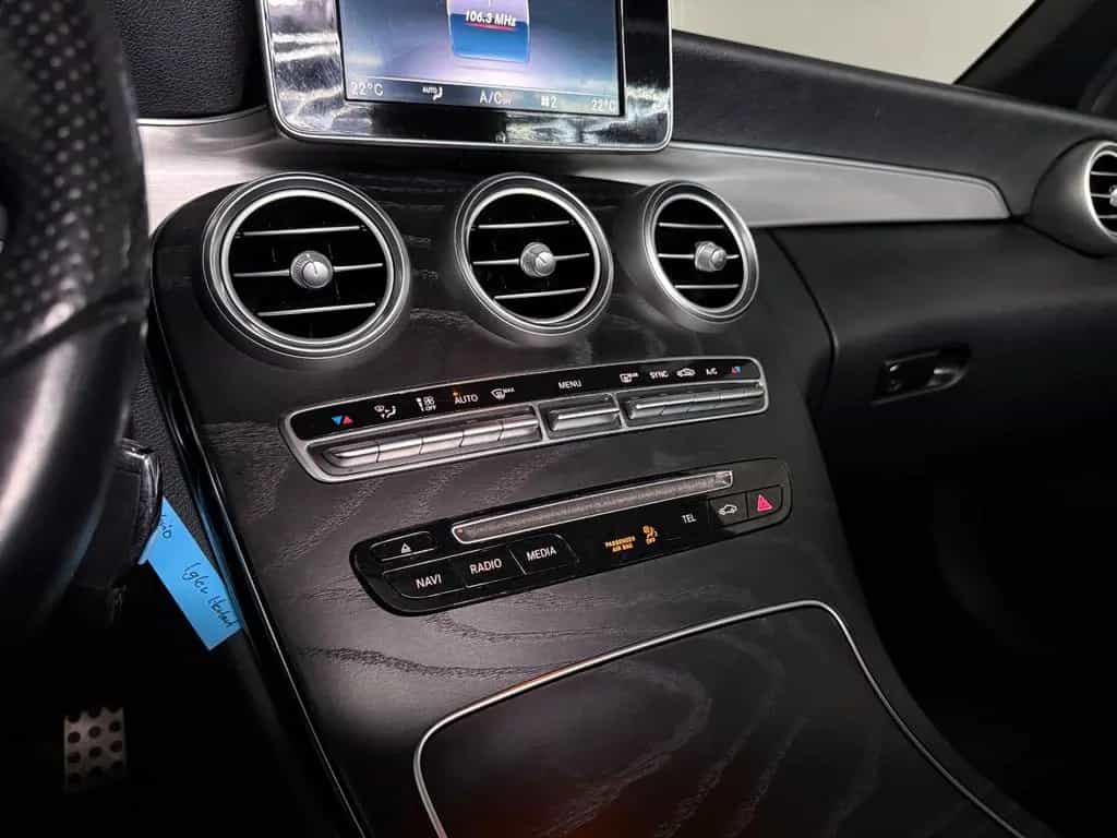 Mercedes-Benz C-Class 180 AMG Line MB SCHECK*AIRSCARF*SZH*NAVI*PDC 03/2018-photo-41