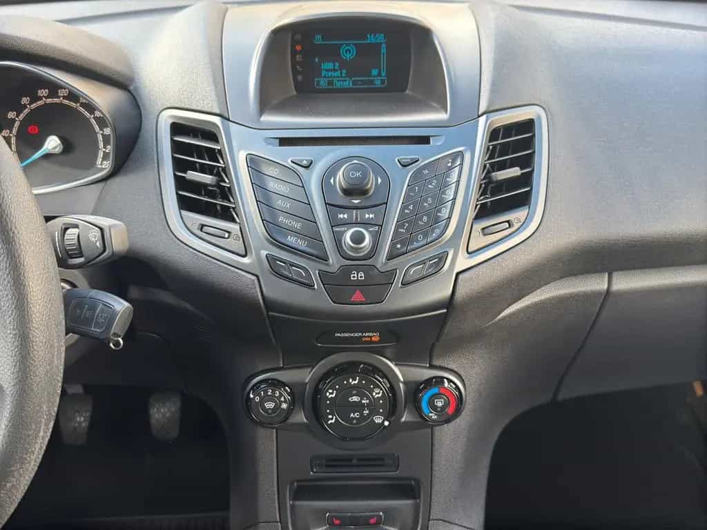 Ford Fiesta Sync Edition+SHZ+Bluetooth+Klima+ 11/2013-photo-11