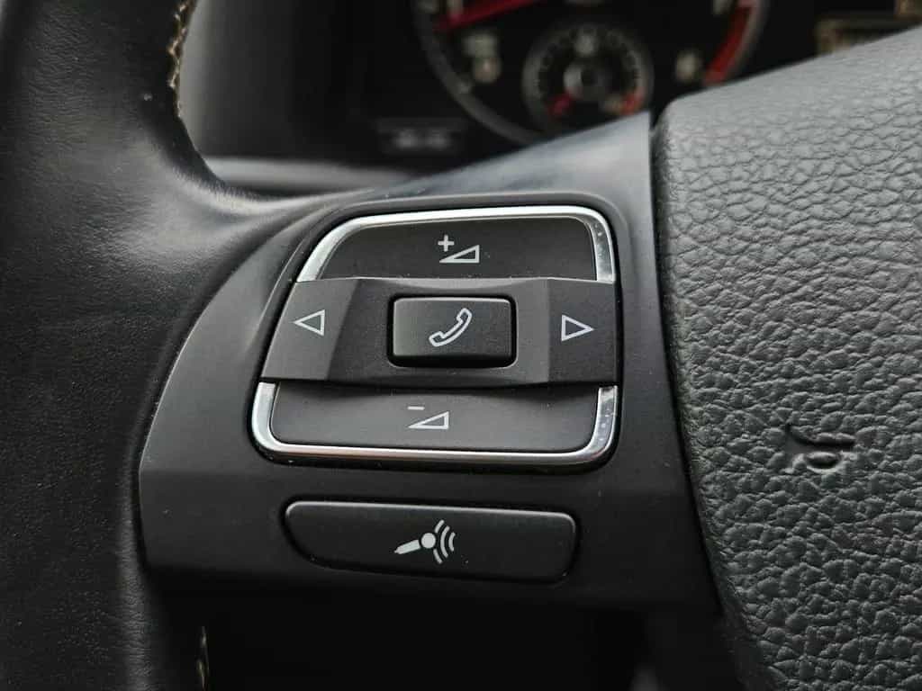 Volkswagen Golf Plus VI Match Bi-Xenon*Navi*PDC*SHZ* 10/2012-photo-23
