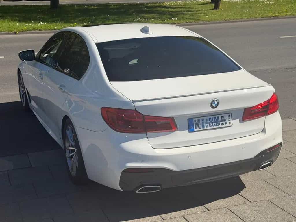 BMW 5 Series 520d M-Sport*LED;PANO;LEDER;HEAD-UP* 05/2017-photo-7