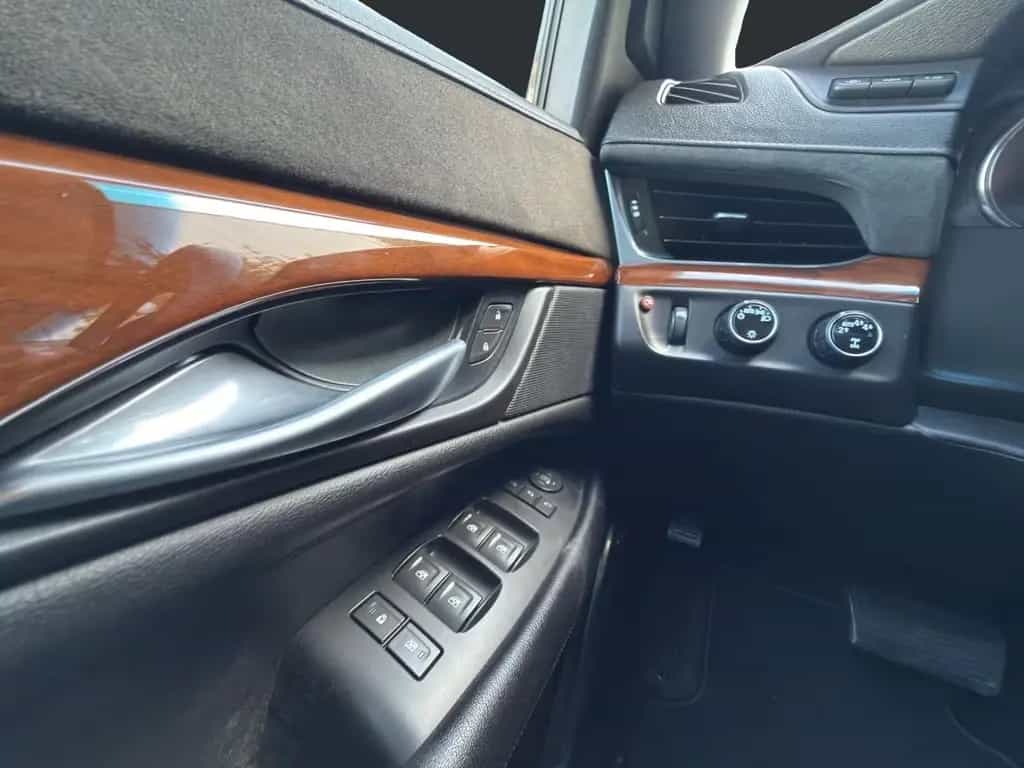 Cadillac Escalade Platinum 6.2 V8*Navi*LED*Bose*Kamera* 10/2017-photo-16