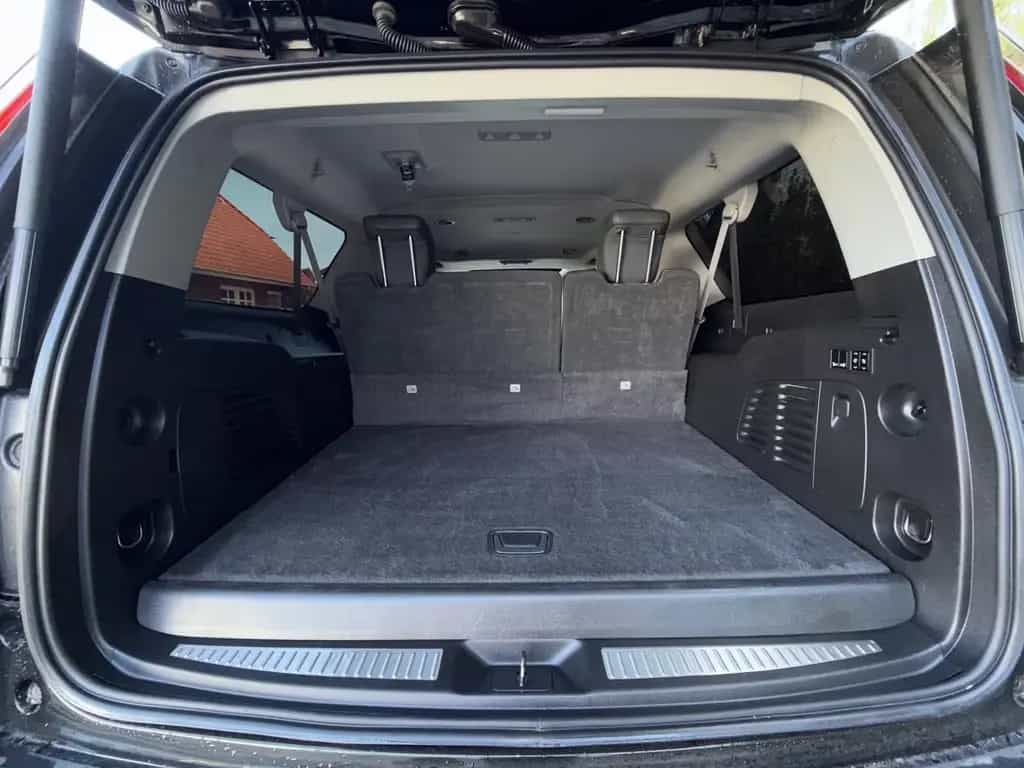 Cadillac Escalade Platinum 6.2 V8*Navi*LED*Bose*Kamera* 10/2017-photo-18