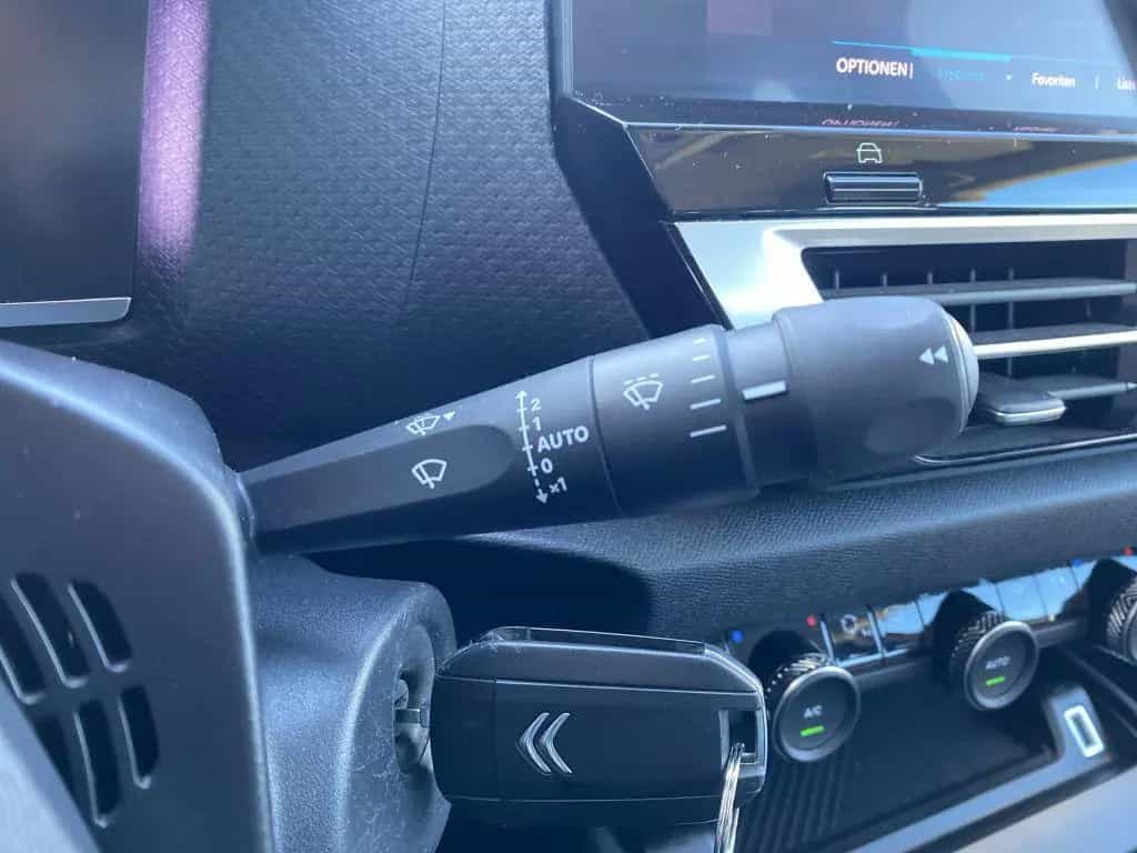 Citroën C4 PureTech 130 S&S *AUTOMATIK* FEEL PACK *Sitzh 01/2022-photo-15