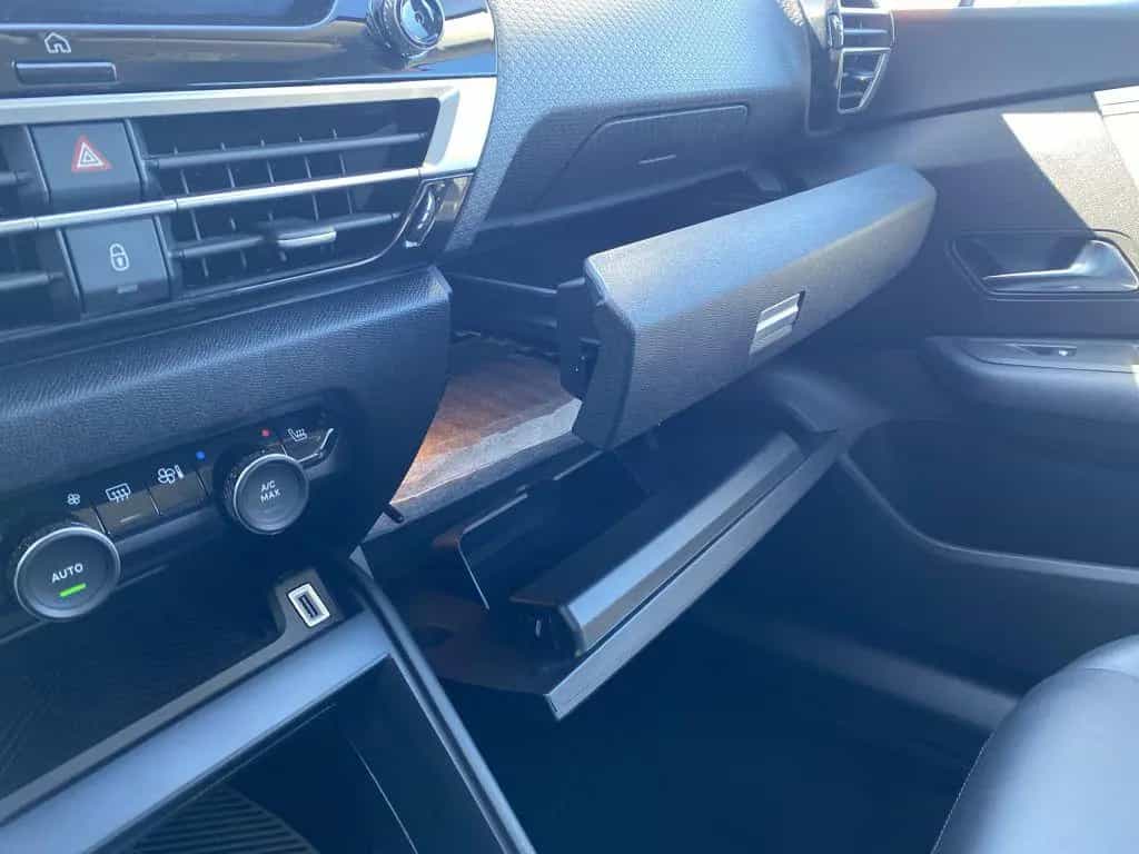 Citroën C4 PureTech 130 S&S *AUTOMATIK* FEEL PACK *Sitzh 01/2022-photo-26