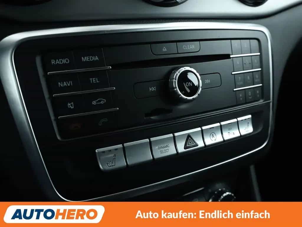 Mercedes-Benz GLA-Class 180 Urban Aut.*NAV*LED*TEMP*PDC*SHZ*ALU* 12/2019-photo-21