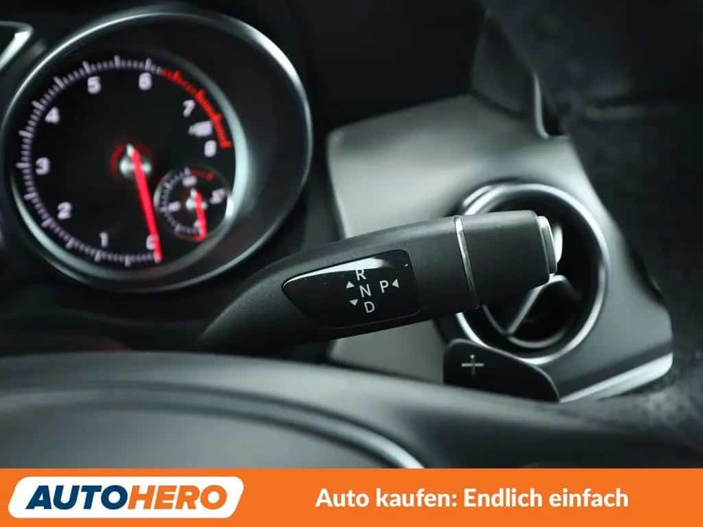 Mercedes-Benz GLA-Class 180 Urban Aut.*NAV*LED*TEMP*PDC*SHZ*ALU* 12/2019-photo-25