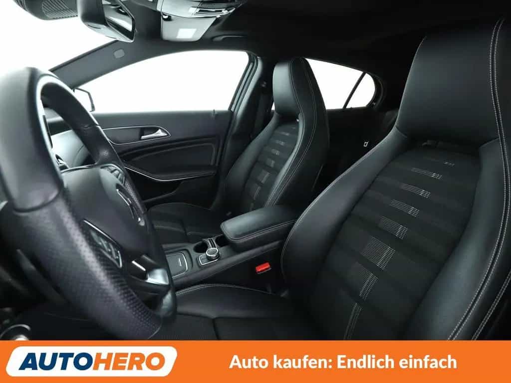 Mercedes-Benz GLA-Class 180 Urban Aut.*NAV*LED*TEMP*PDC*SHZ*ALU* 12/2019-photo-9