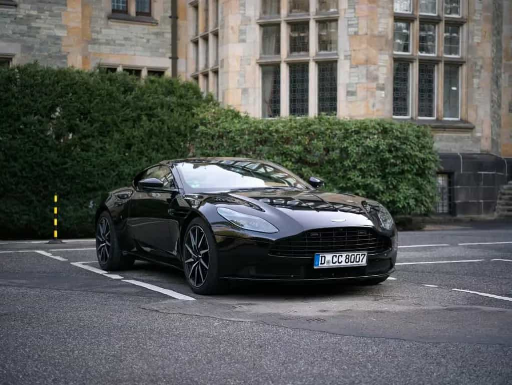 Aston Martin DB11 4.0 V8 - 05/2020-photo-1