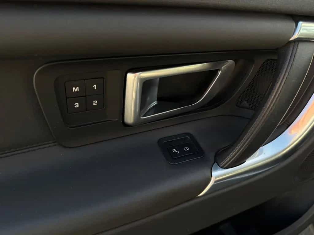 Land Rover Discovery Sport HSE 07/2017-photo-18