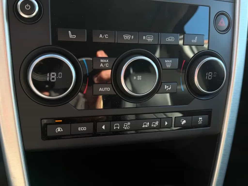 Land Rover Discovery Sport HSE 07/2017-photo-29