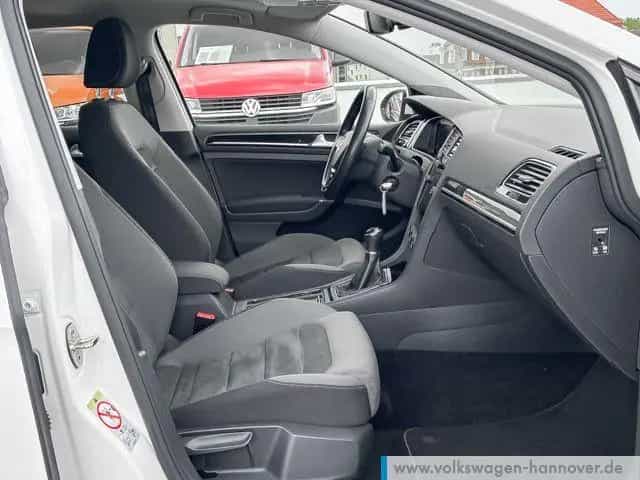 Volkswagen Golf VII 1.5 TSI Highline R-Line Navi Pano LED P 12/2019-photo-4