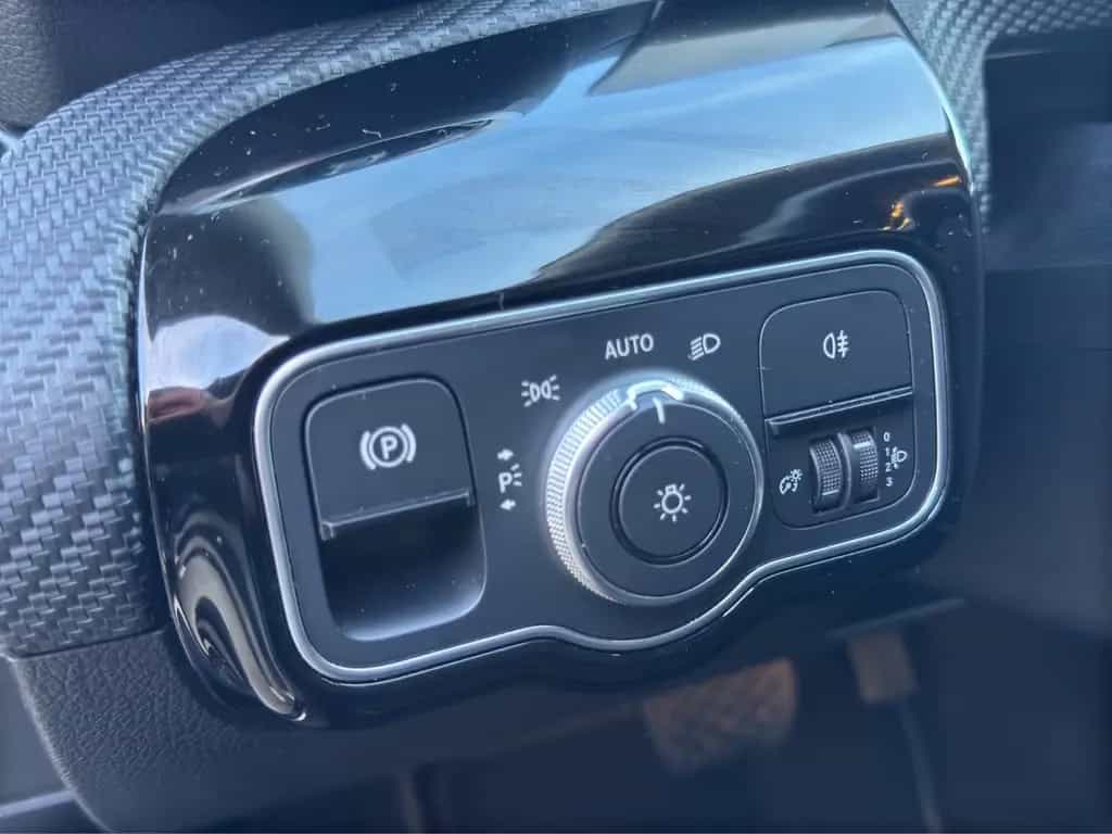 Mercedes-Benz CLA Shooting Brake * Automatik * Navi * 09/2022-photo-11