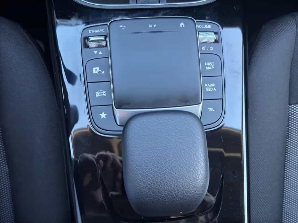 Mercedes-Benz CLA Shooting Brake * Automatik * Navi * 09/2022-photo-22