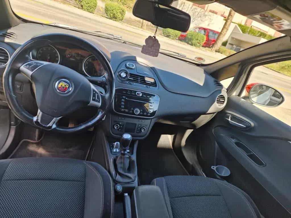 Abarth Punto Evo 1.4 MultiAir 07/2011-photo-5
