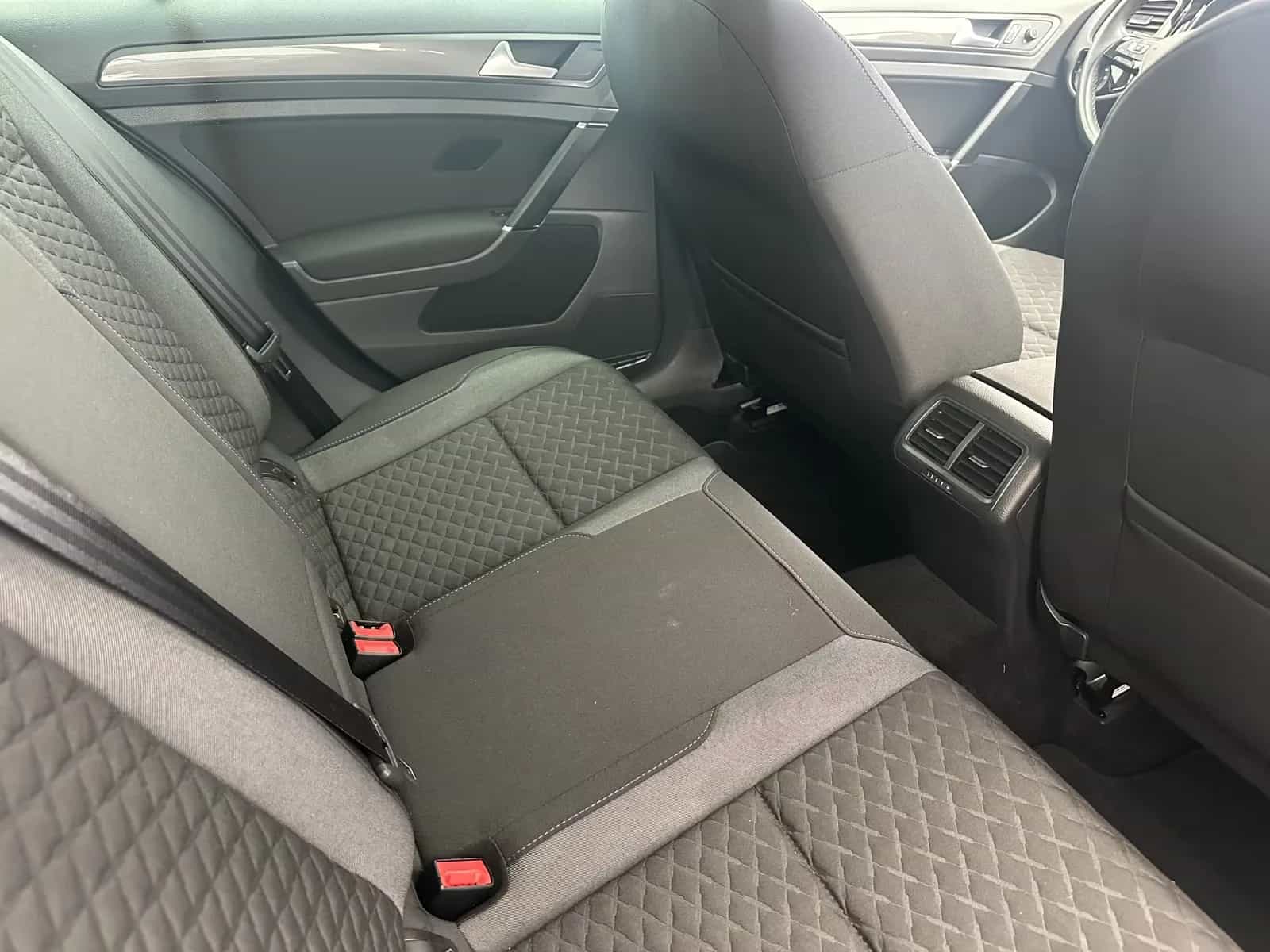 Volkswagen Golf 1.0 Sound 06/2018-photo-20