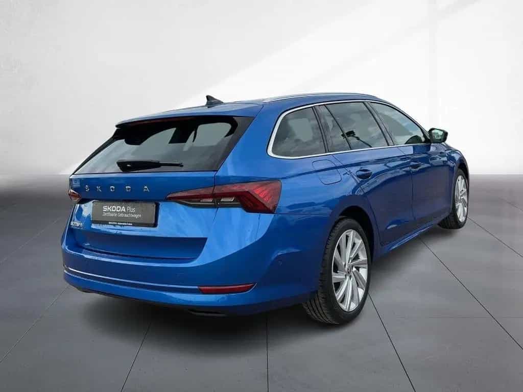 Skoda Octavia Combi 1.5 TSI Style ACC Kamera LED Navi 11/2020-photo-3