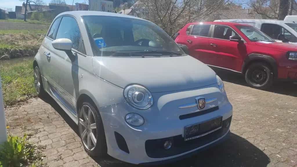 Abarth 500 1,4 T-Jet 16V 135 PS, Sitzheizung, etc... 07/2011-photo-2