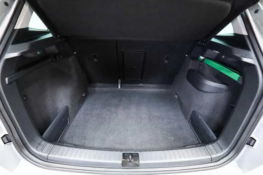 Skoda Karoq 1.5 TSI DSG Tour*LED*AHK*KAMERA*PDC*NAVI 02/2023-photo-10
