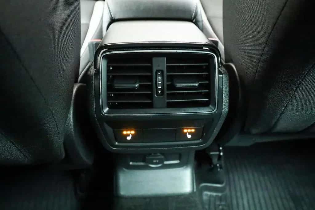 Skoda Karoq 1.5 TSI DSG Tour*LED*AHK*KAMERA*PDC*NAVI 02/2023-photo-23