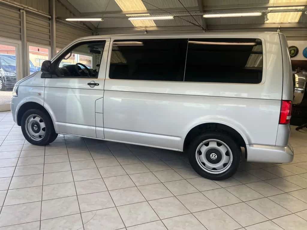 Volkswagen Multivan Standh Leder 1Hand Tisch&Bettfunk 10/2011-photo-13