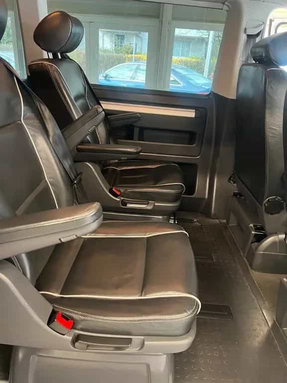 Volkswagen Multivan Standh Leder 1Hand Tisch&Bettfunk 10/2011-photo-19