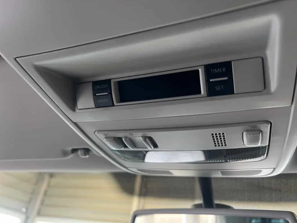 Volkswagen Multivan Standh Leder 1Hand Tisch&Bettfunk 10/2011-photo-22