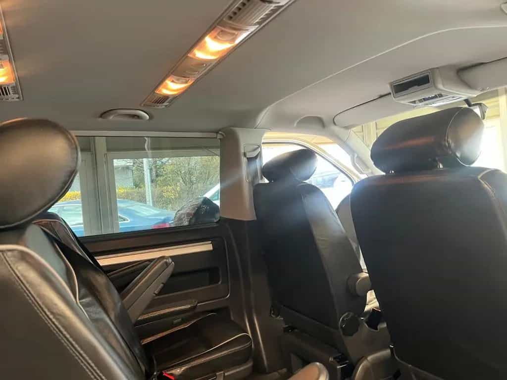 Volkswagen Multivan Standh Leder 1Hand Tisch&Bettfunk 10/2011-photo-32